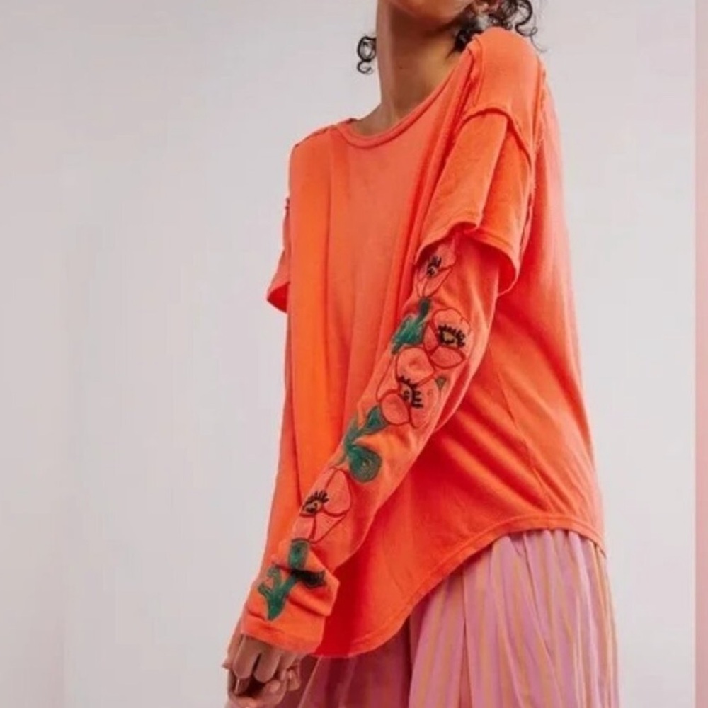 NWOT FREE PEOPLE Not your poppy’s embroidered orange Top SZ: L